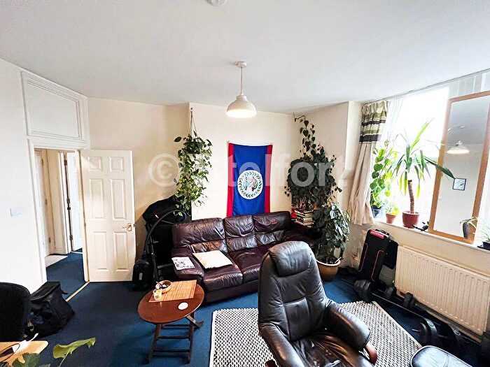 1 Bedroom Flat To Rent In Deptford Broadway, London, SE8