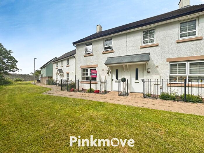 3 Bedroom Semi-Detached House For Sale In Silver Birch Close, Pontrhydyrun, Cwmbran, NP44