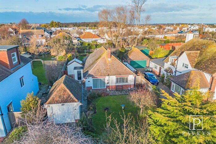 3 Bedroom Detached Bungalow For Sale In Pole Barn Lane, Frinton-On-Sea, CO13