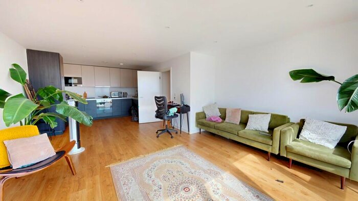 2 Bedroom Apartment To Rent In Saffron Central Square, Croydon, CR0