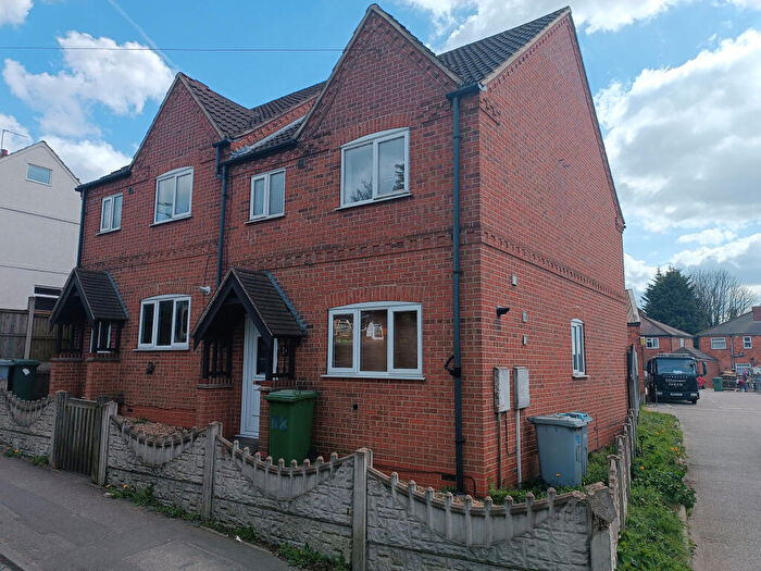 2 Bedroom Semi-Detached House To Rent In Beacon Hill Road, Newark, Nottinghamshire, NG24