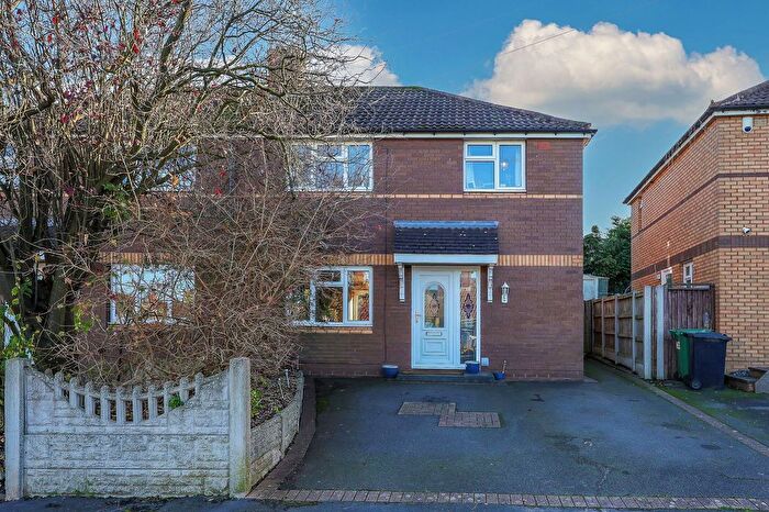 3 Bedroom Semi Detached House For Sale In Wychbury Road, Pedmore, Stourbridge, West Midlands, DY9