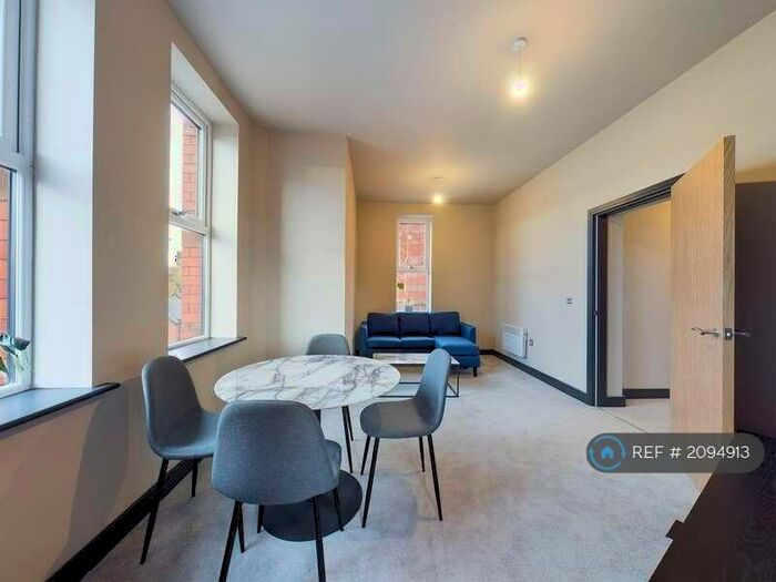 3 Bedroom Flat To Rent In Gibson House, Wallasey, CH44
