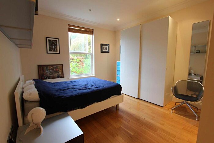 2 Bedroom Apartment To Rent In St. Hilarys Park, Alderley Edge, SK9
