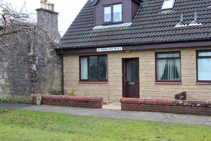 2 Bedroom Flat To Rent In Sutherland Place, Helensburgh, G84