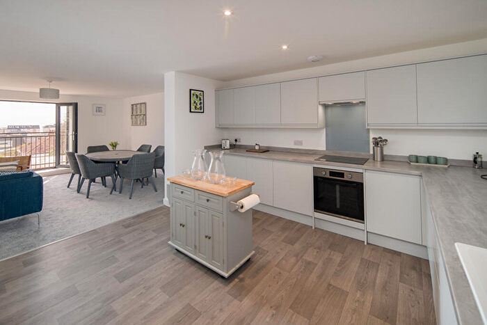 2 Bedroom Apartment To Rent In Carter Street, Sandown, PO36