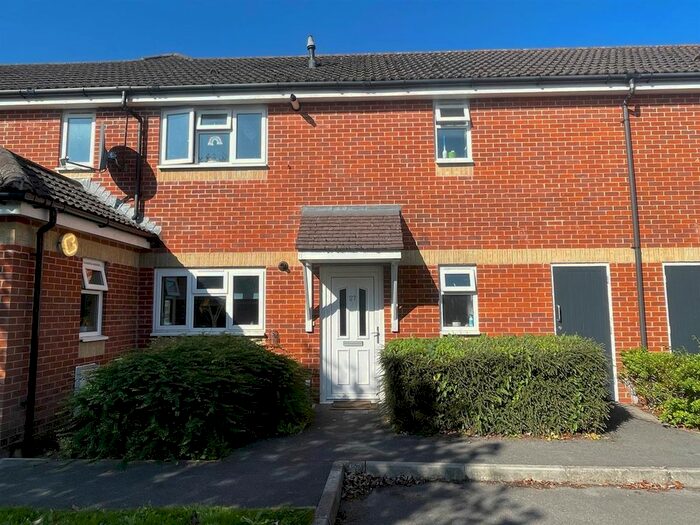 2 Bedroom Flat To Rent In Arnott Close, Tidworth, SP9