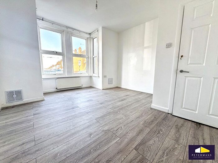 2 Bedroom Flat To Rent In Sandfield Road, Thornton Heath, CR7