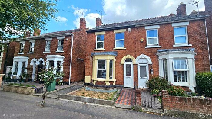 4 Bedroom Semi-Detached House To Rent In Malvern Road, Gloucester, GL1