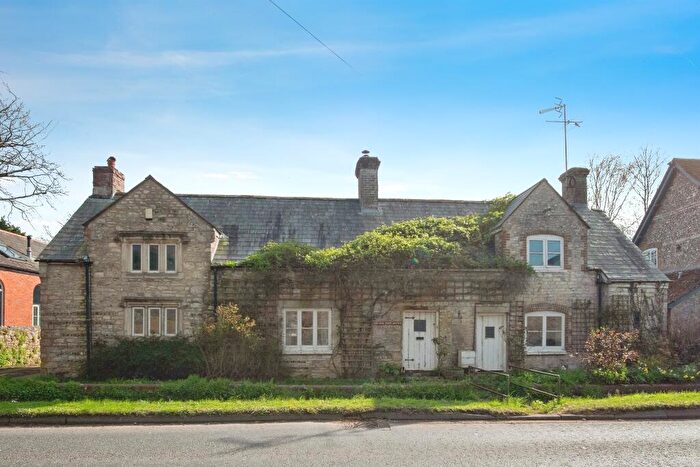 4 Bedroom Character Property For Sale In ., Dorchester, DT2