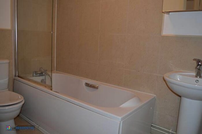 1 Bedroom Flat To Rent In Rockingham Street, Sheffield, South Yorkshire, S1