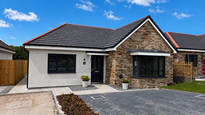 2 Bedroom Bungalow For Sale In Oakdene, Lifton, PL16