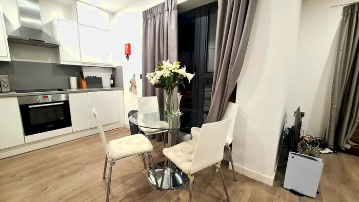 1 Bedroom Flat To Rent In Butchers Road, London, E16