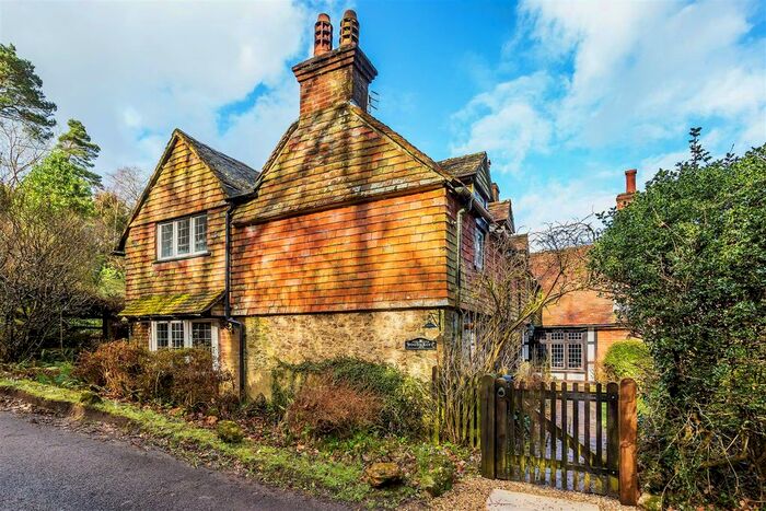 4 Bedroom Semi-Detached House To Rent In Mackies Hill, Peaslake, Guildford, GU5