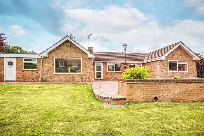 3 Bedroom Detached Bungalow To Rent In Mansfield Road, Selston, Nottingham, NG16