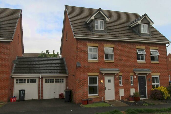 3 Bedroom Semi-Detached House To Rent In Glover Road, Castle Donington, DE74