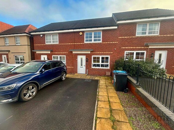 2 Bedroom Town House For Sale In Bingley Avenue, Tamworth, B78
