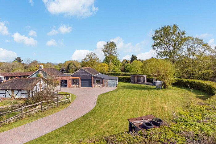 2 Bedroom House For Sale In Gayhouse Lane, Outwood, RH1