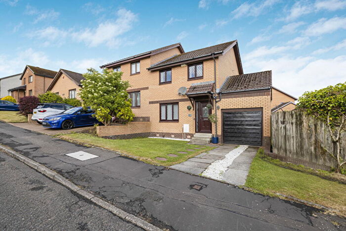 3 Bedroom Semi-Detached House For Sale In Brownside Avenue, Barrhead, Glasgow, G78
