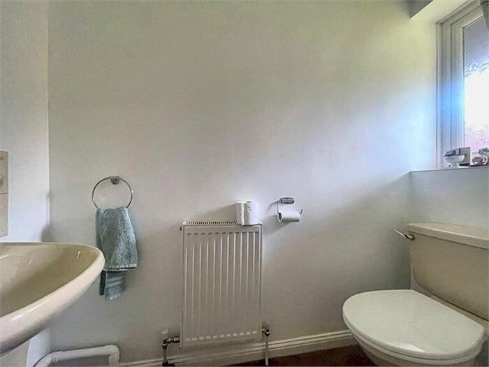 4 Bedroom Detached House For Sale In Warrilow Close, Worle, Weston Super Mare, BS22