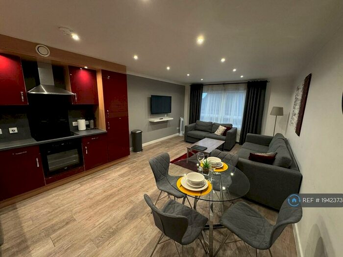 2 Bedroom Flat To Rent In Barrland Street, Glasgow, G41