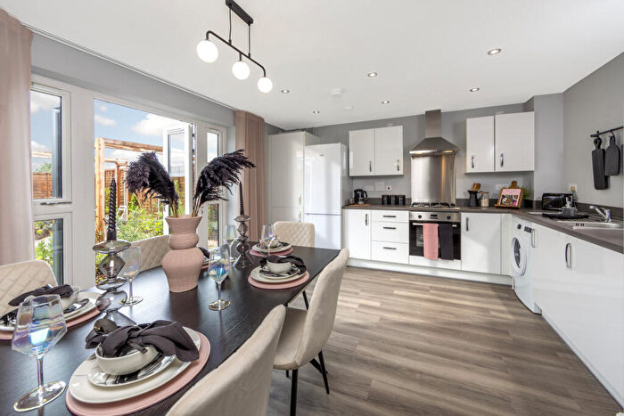 3 Bedroom Semi Detached House For Sale In Marlowe Way Ramsgate, CT12