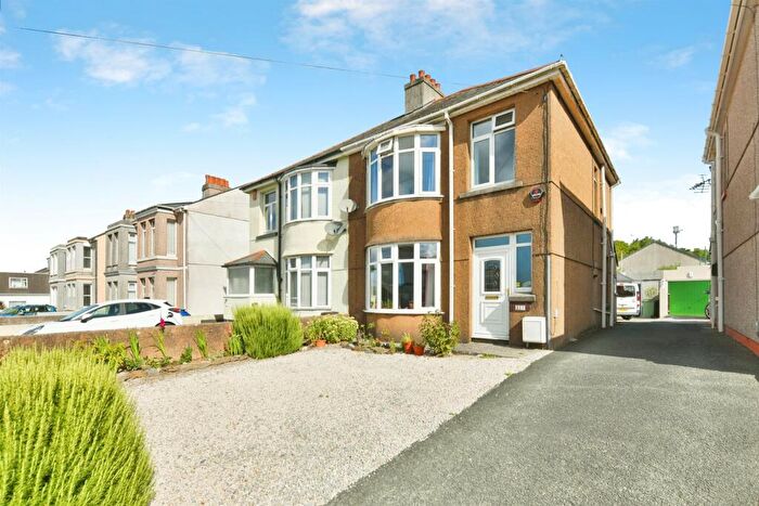 3 Bedroom Semi-Detached House For Sale In Ham Drive, Plymouth, PL2