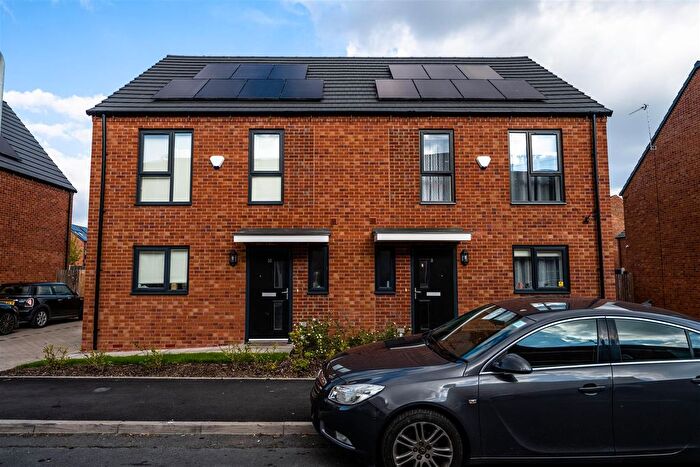 3 Bedroom Semi Detached House To Rent In Kimberley Street, Wolverhampton, WV3