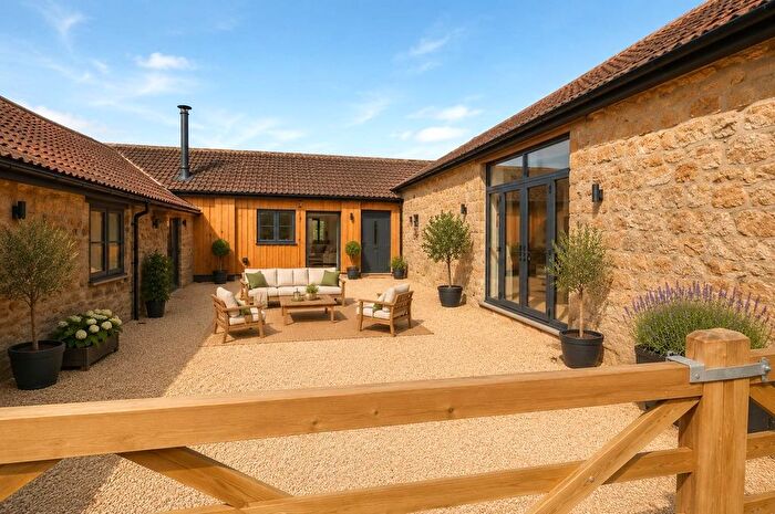 4 Bedroom Bungalow For Sale In Stocklinch, Ilminster, Somerset, TA19