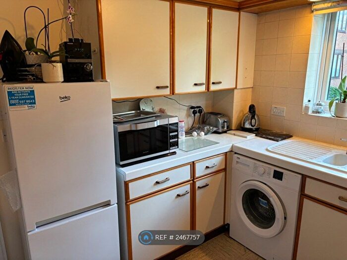 1 Bedroom Flat To Rent In Winslow Close, Eastcote Pinner, HA5