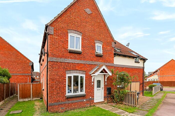 House For Sale In Rousbury Road, Stewartby, Bedford, MK43