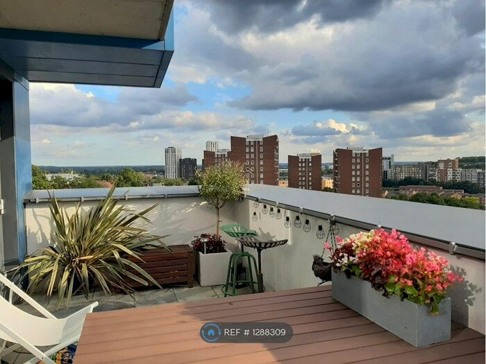 1 Bedroom Flat To Rent In Kestrel House, London SE10