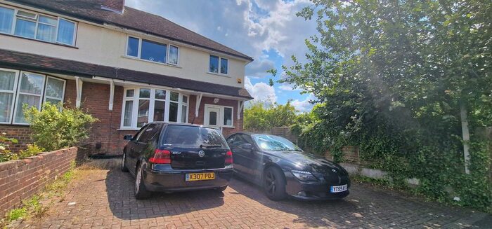 3 Bedroom Property To Rent In Southfield Avenue, Watford, WD24