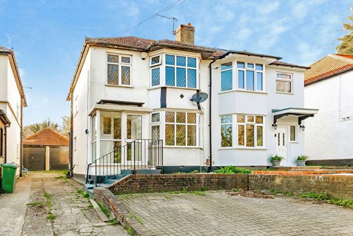 3 Bedroom Semi Detached House For Sale In Rectory Lane, Banstead, Surrey, SM7