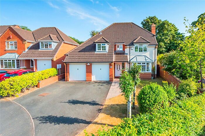 4 Bedroom Detached House For Sale In Lichfield Close, Priorslee, Telford, Shropshire, TF2
