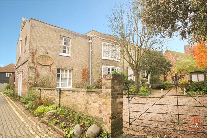 3 Bedroom Apartment To Rent In Church Street, Colchester, Essex, CO1