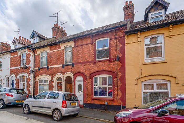 2 Bedroom Terraced House For Sale In Carlton Street, Kettering, NN16