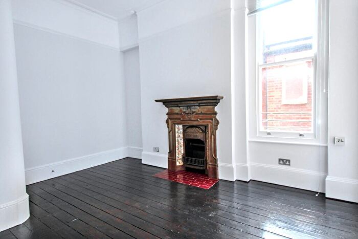 2 Bedroom Flat To Rent In Muswell Hill Road, (), London, N10