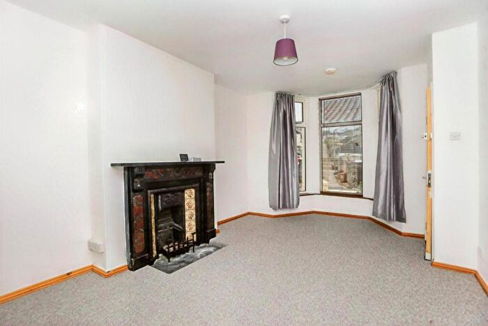 1 Bedroom Flat To Rent In Pearson Road, Plymouth, PL4