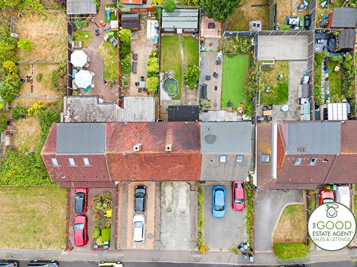 3 Bedroom Terraced House For Sale In The Broadway, Loughton, IG10