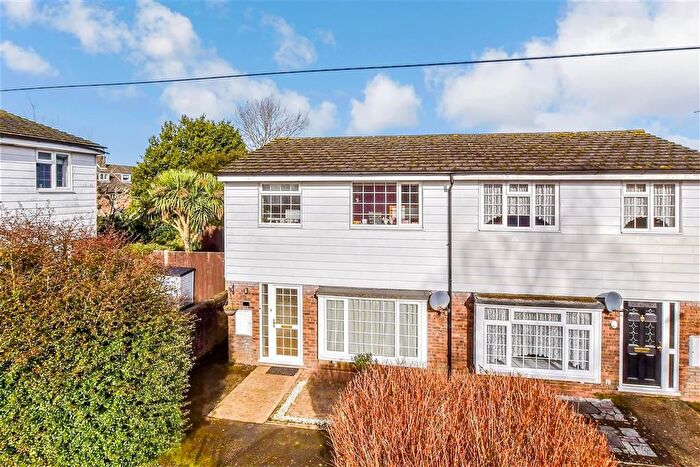 4 Bedroom Semi-Detached House For Sale In Beagles Wood Road, Pembury, Tunbridge Wells, Kent, TN2