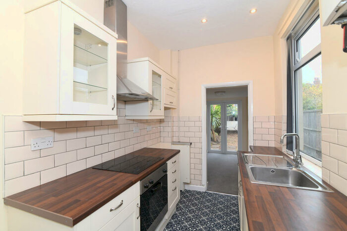 3 Bedroom Terraced House To Rent In Cecil Road, Birmingham, B29