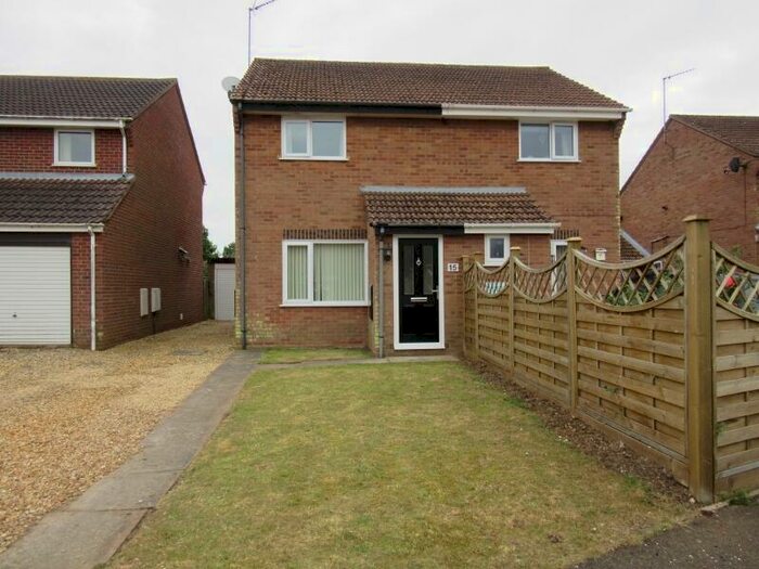2 Bedroom Semi-Detached House To Rent In Hayfield Road, North Wootton, PE30