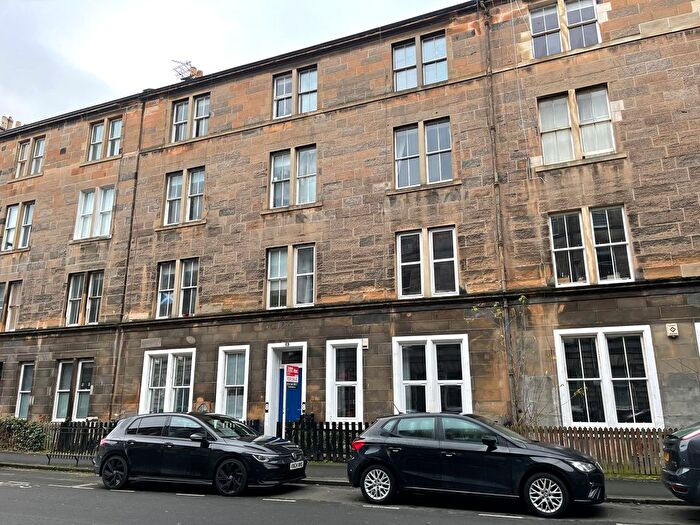 3 Bedroom Flat To Rent In Montague Street, Edinburgh, EH8
