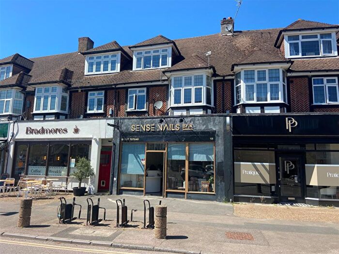 1 Bedroom Flat To Rent In Bradmore Green, Brookmans Park, Herts, AL9