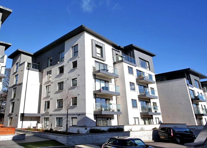 2 Bedroom Flat To Rent In Oakhill Grange, Aberdeen, AB15