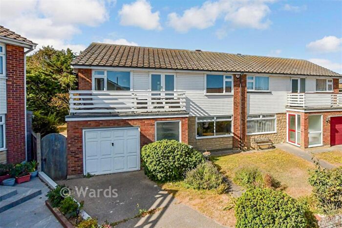4 Bedroom Semi-Detached House For Sale In Dolphin Close, Broadstairs, Kent, CT10