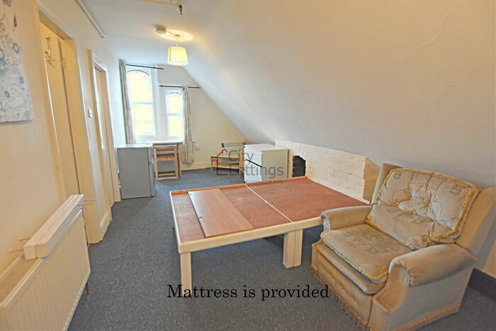 Studio To Rent In Burns Street, Nottingham, NG7