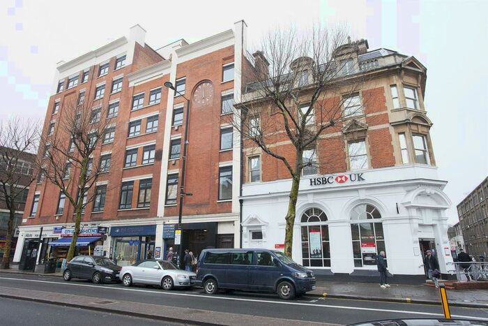 2 Bedroom Flat To Rent In City View House, Bethnal Green Road, E2