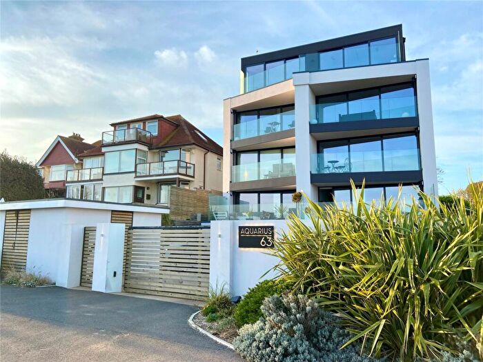 2 Bedroom Flat For Sale In Boscombe Overcliff Drive, Bournemouth, Dorset, BH5